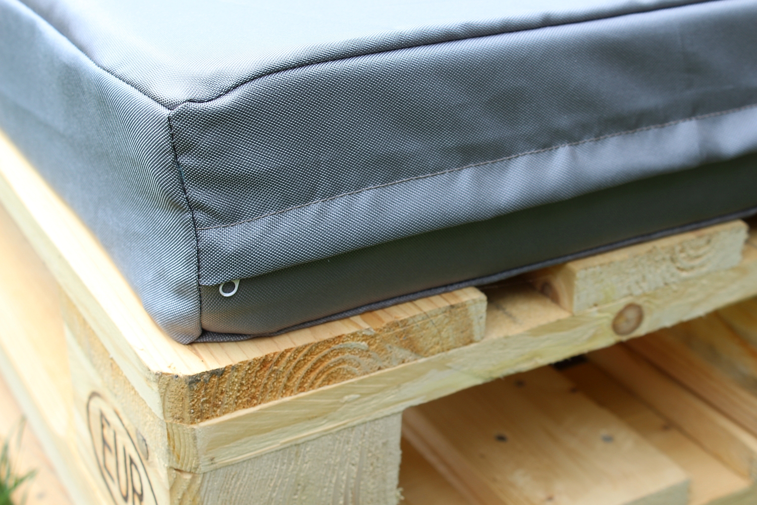 .Sedáky do pergoly 6 (z impregnované látky)