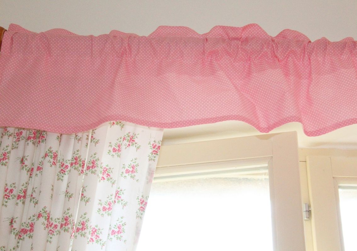 .Závěsy na okna 3 do dívčího pokoje
