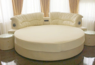 .Prostěradlo atyp 2 kulaté průměr 220 cm