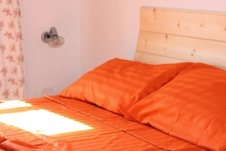 S L E V A- Ještě 2 kusy, Damaškové povlečení PROUŽEK 140x200+70x90, nežehlivá úprava, barva ORANŽOVÁ