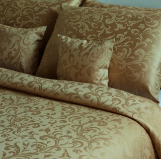 Luxusní damaškové povlečení LILIE 140x220+70x90 cm, prodloužené, nežehlivá úprava, barva BÉŽOVÁ