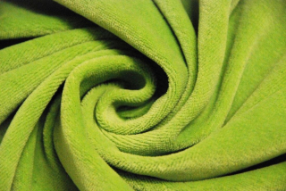 LUXUSNÍ SAMETOVÉ prostěradlo 90x220x25 cm, prodloužené, barva SAM 17-zelená (kiwi)